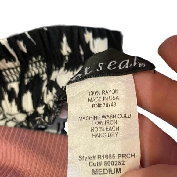 Wet Seal Black White Animal Print Pullon Mini Women’s Medium - Picture 8 of 8